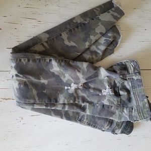 ZCOJeans Camo Distressed Jeggings